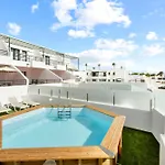 Arpon Santa Rosa 4 By Escape Puerto del Carmen (Lanzarote)