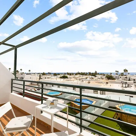Arpon Santa Rosa 4 By Escape Villa Puerto del Carmen (Lanzarote)